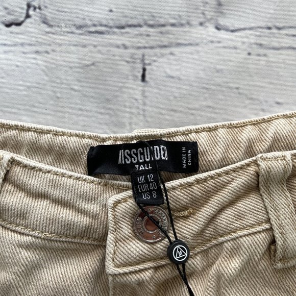 Missguided Riot Rise Ripped Mom Jeans - Picture 9 of 12